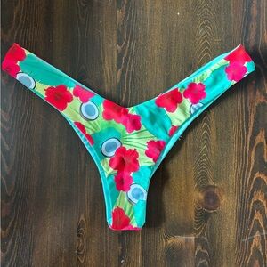 Moana Bikini in Red and Green Floral